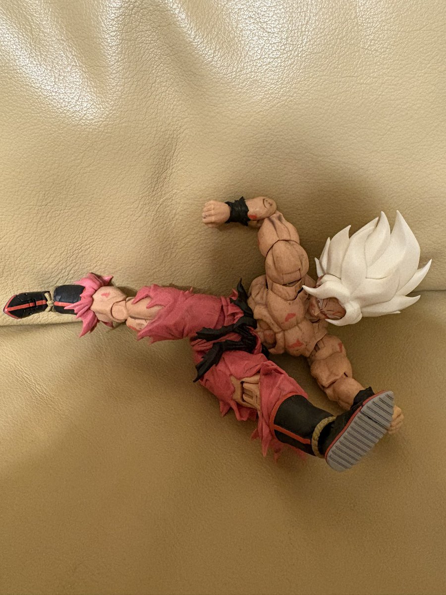 MkMk79693726's tweet photo. #t_shf
#DragonBall
肉弾戦13 https://t.co/rATlb1blOT