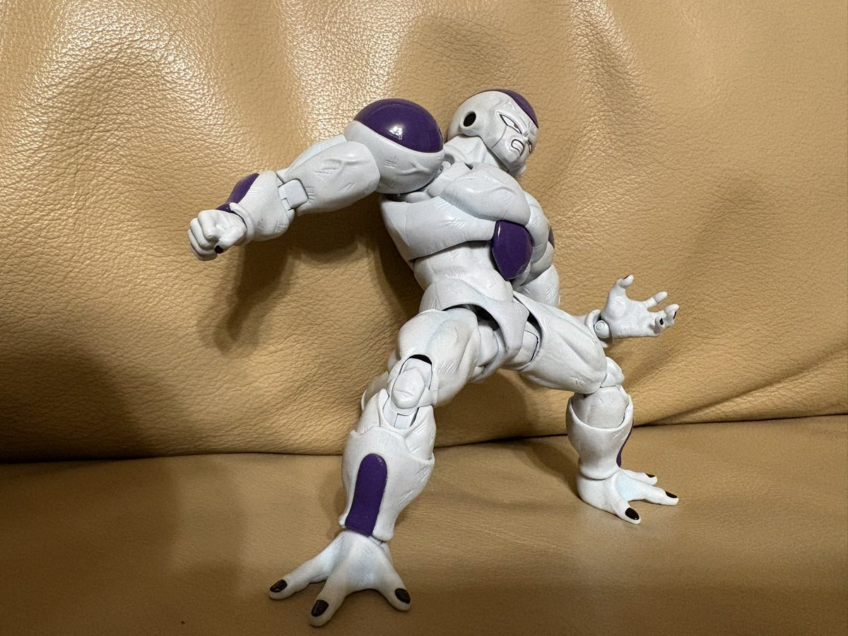 MkMk79693726's tweet photo. #t_shf
#DragonBall
肉弾戦13 https://t.co/rATlb1blOT