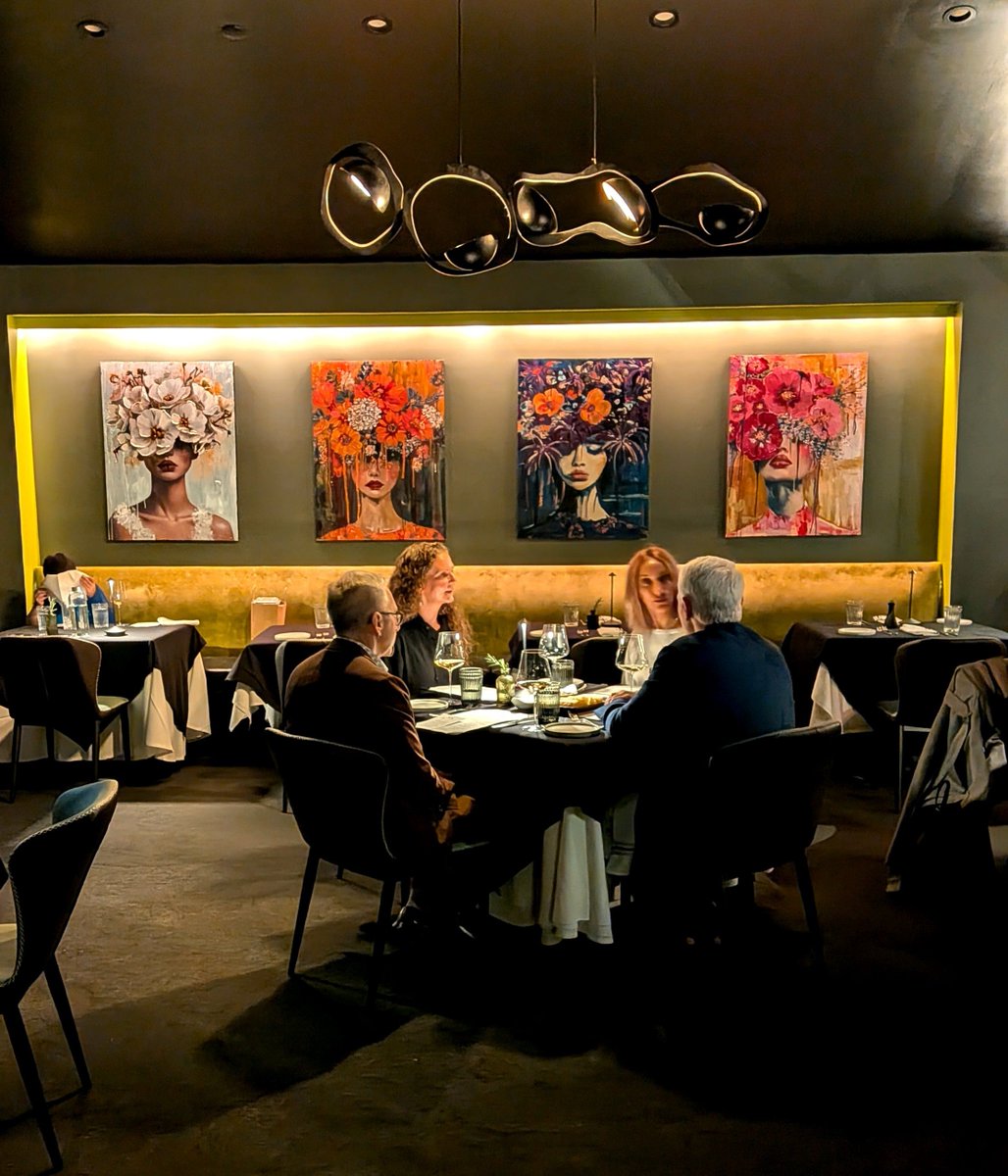 eat_dc's tweet photo. The restaurant includes has a nice bar/lounge and patio, where guests can enjoy discounted drinks and snacks during Witching Hour.

2401 Pennsylvania Ave NW
https://t.co/qTw1jRNyt1 https://t.co/g2rvdPxJpU