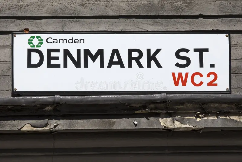 TalesPan's tweet photo. @CliveDavisUK #DenmarkSt's '#ChateauDenmark' above & below #TinPanAlley closed after just 4 years at 14 locations in #TinPanAlley on August 4th #WhiteElephant #Outernet begat #UMusicHotels for yet another baby #WhiteElephant? So has 'Corporatism Hijacked Our Heritage' here? More https://t.co/lTPXcGBTqg
