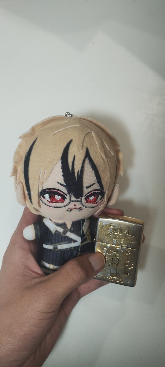 kazegusuri___'s tweet photo. 明日面接やけどなおきちさんからいただいた
ZIPPOとゼラさんがいれば乗り切れる！！
めっちゃ緊張😭 https://t.co/NKmn25VV8g