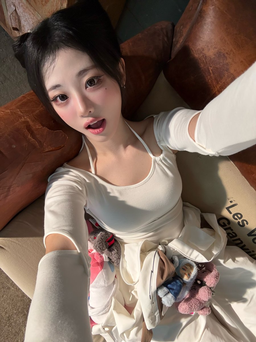 QWER_INA's tweet photo. #HINA insta post

Meow! https://t.co/YZ6HSv9jNj