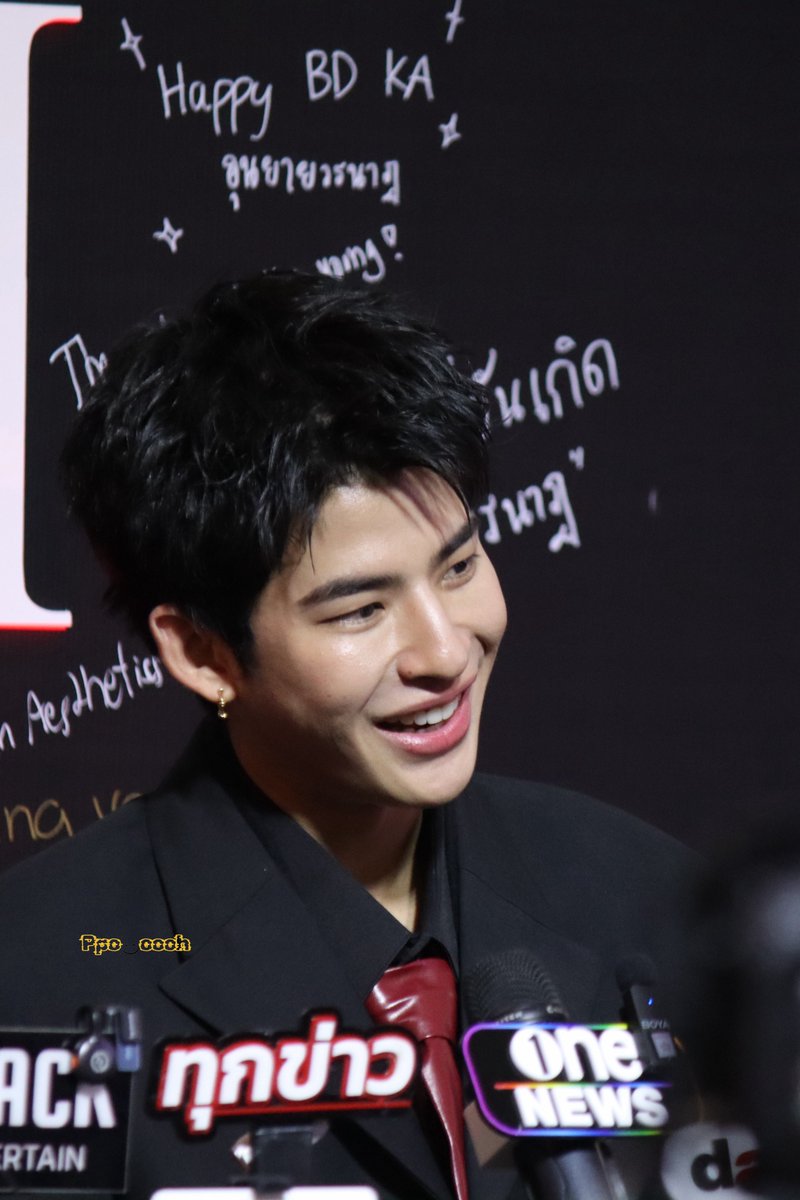 Ppo_oooh's tweet photo. 🤩
#คุณยายวรนาฏPressCon 
#คุณยายวรนาฏ
#INHERITmovie
#mmarkpkk @mmarkpkk https://t.co/cKXj40XnbM