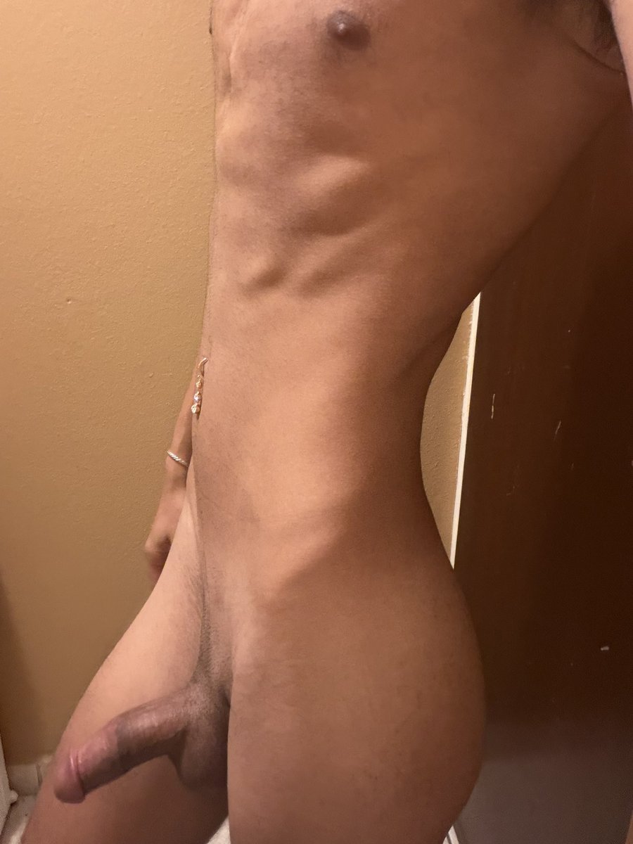 perv3rtt's tweet photo. gm https://t.co/L1ow82KOSv