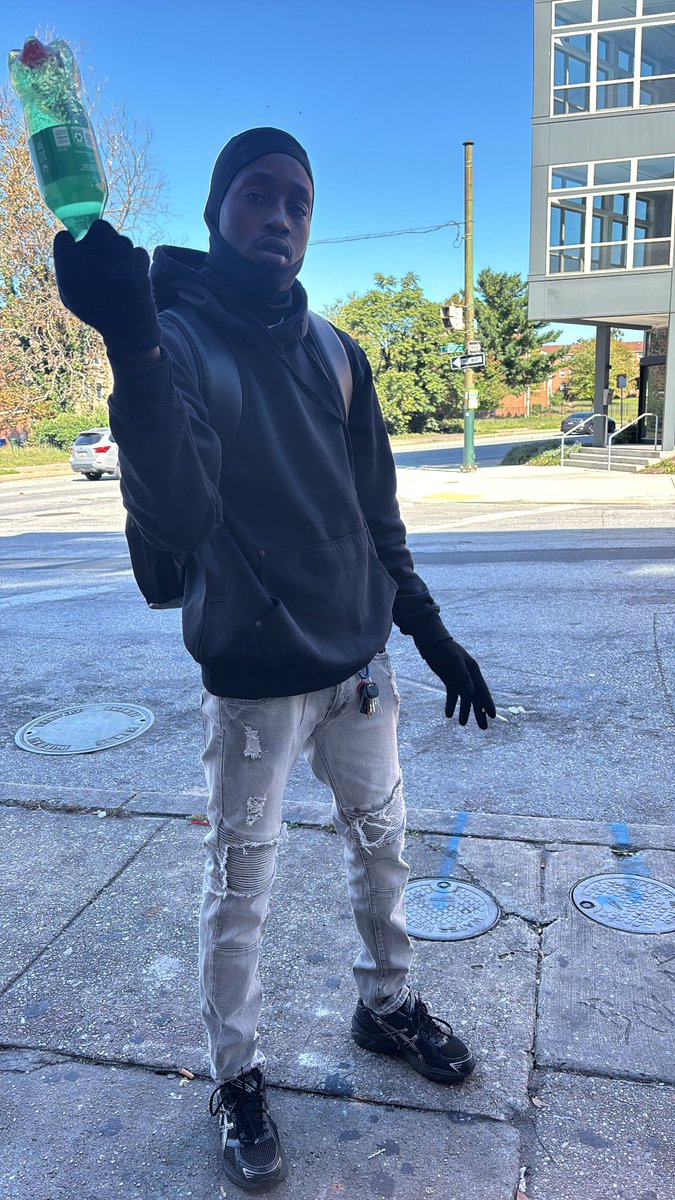 solo_get_it's tweet photo. Dirty my sprite 
 #Baltimore🫳🏾🔥 https://t.co/tDh6nkTnpE