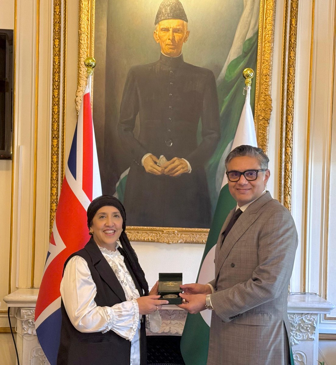 PakistaninUK's tweet photo. High Commissioner Tipu Usman appreciates JKSDMI’s efforts in raising awareness about the Jammu and Kashmir dispute 

Pakistan’s High Commissioner to the United Kingdom, Mr Tipu Usman @Tipuusman, hosted a luncheon meeting at @PakistaninUK London, in honour of the delegation of Jammu and Kashmir Self Determination Movement International (JKSDMI). The gathering was attended by JKSDMI Chairman Raja Najabat @Rajanajabat786, senior members of the organisation, and prominent community leaders.

Addressing the gathering, the High Commissioner appreciated the contributions of JKSDMI and the Pakistani and Kashmiri communities in highlighting  the Indian Illegally Occupied Jammu and Kashmir (IIOJK) dispute across various forums in the United Kingdom. 

The High Commissioner reiterated that IIOJK is the core dispute between Pakistan and India and that its peaceful resolution is essential for lasting peace and stability in South Asia.

The High Commissioner assured the participants of the Government of Pakistan’s unwavering commitment to the Kashmiri people and their legitimate struggle for the right to self-determination.

The High Commissioner concluded by calling upon the community leaders to continue promoting the values of hard work, honesty, harmony and mutual respect while remaining proud of their heritage.

Speaking on the occasion, Chairman of the Jammu and Kashmir Self Determination Movement International (JKSDMI), Raja Najabat Hussain, appreciated Pakistan’s continued support for the Kashmiri people and their right to self-determination. He emphasised the importance of sustained engagement with British parliamentarians, political leaders and international organisations to highlight the Kashmir dispute and the human rights situation in IIOJK. He reaffirmed JKSDMI’s commitment to peaceful diplomatic advocacy and called for greater unity among Pakistani and Kashmiri communities.

@GovtofPakistan
@ForeignOfficePk
@PkPublicDiplo
@epwing_official
@MoIB_Official
@PTVNewsOfficial
@appcsocialmedia
@RadioPakistan
@PakTVGlobal
@PakistanTVcom
@PID_Gov