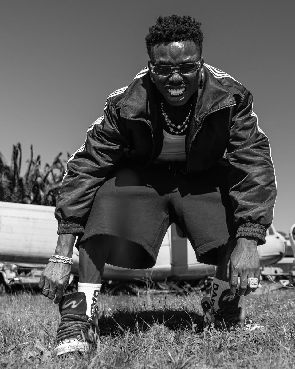 heis_winnerman's tweet photo. Thereโs a certain energy you canโt fake. ๐๐ค
camera: @doryan_s
shoes: @loveyoursng
#givemechance #winnerman #bornwinner #bwe https://t.co/dXQF0yLLg4