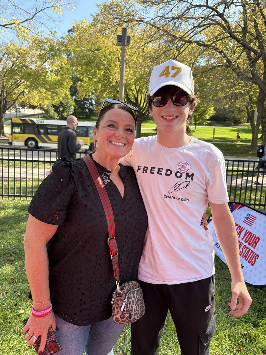 EllaMullenbach's tweet photo. Meet Emerson: 

Emerson is a 7th grader who is passionate about his faith and his conservative values. He got harassed at his school for wearing a Charlie Kirk shirt. His classmates dumped water all over the shirt. 

Emerson stood up for his beliefs and is NOT backing down to some sad liberals. 

THIS IS THE FUTURE. The next generation is red, and WE WILL WIN 🥇