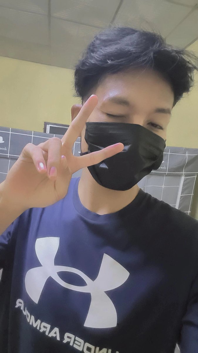 NotNoirvk2c's tweet photo. เลิกงานแวะเซเว่น กินขนมปังก่อนนอน✌🏻🩵
#ชลบุรี #บ่อวิน #ไม่มีเพื่อน #หาเพื่อนคุยเล่น #หัวกุญแจ #บ้านบึง #มาบปู #ผู้ชายติดเกม #โสด https://t.co/gUMUdnms66
