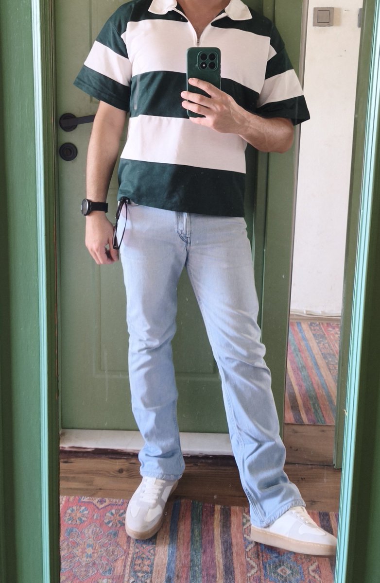 egeyazzz's tweet photo. Fit check https://t.co/7B8kpXh0kP