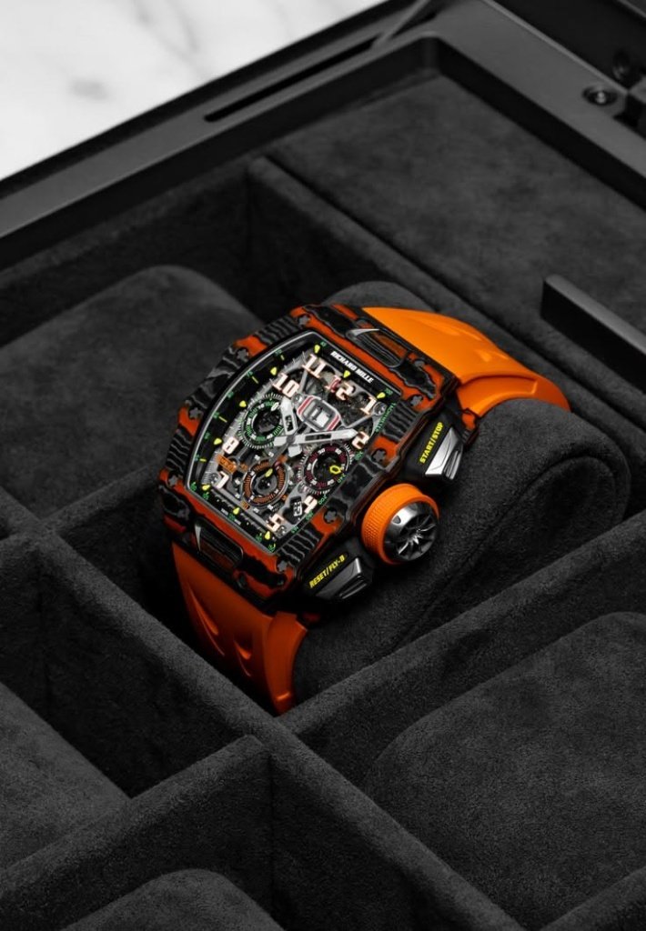 omeLuxe's tweet photo. Lamborghini Urus  &amp; Richard Mille RM 11-03 McLaren https://t.co/hApoawpM8n