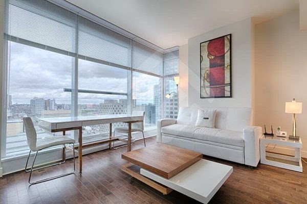 EnVilleInc's tweet photo. Enjoy a night out in the Quartier des Spectacles while staying in a furnished apartment in Montreal dlvr.​it/TVr6Y6 https://t.co/exflKRNRfJ