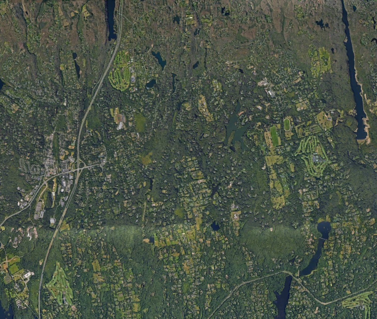 Colin_d_m's tweet photo. An underrated reason why American rail sucks is that exurban land development makes new rail corridors impossible. In Europe and Asia cities are often surrounded by empty farmland which can easily be repurposed.

Pictured: the edges of development in NYC vs Paris https://t.co/ZCGlwETOyW