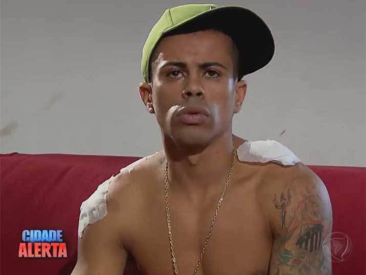 55bozi's tweet photo. ouve funk mas vota na direita? lembre de quem tentou matar a voz da periferia. https://t.co/WetMEbj7Pe