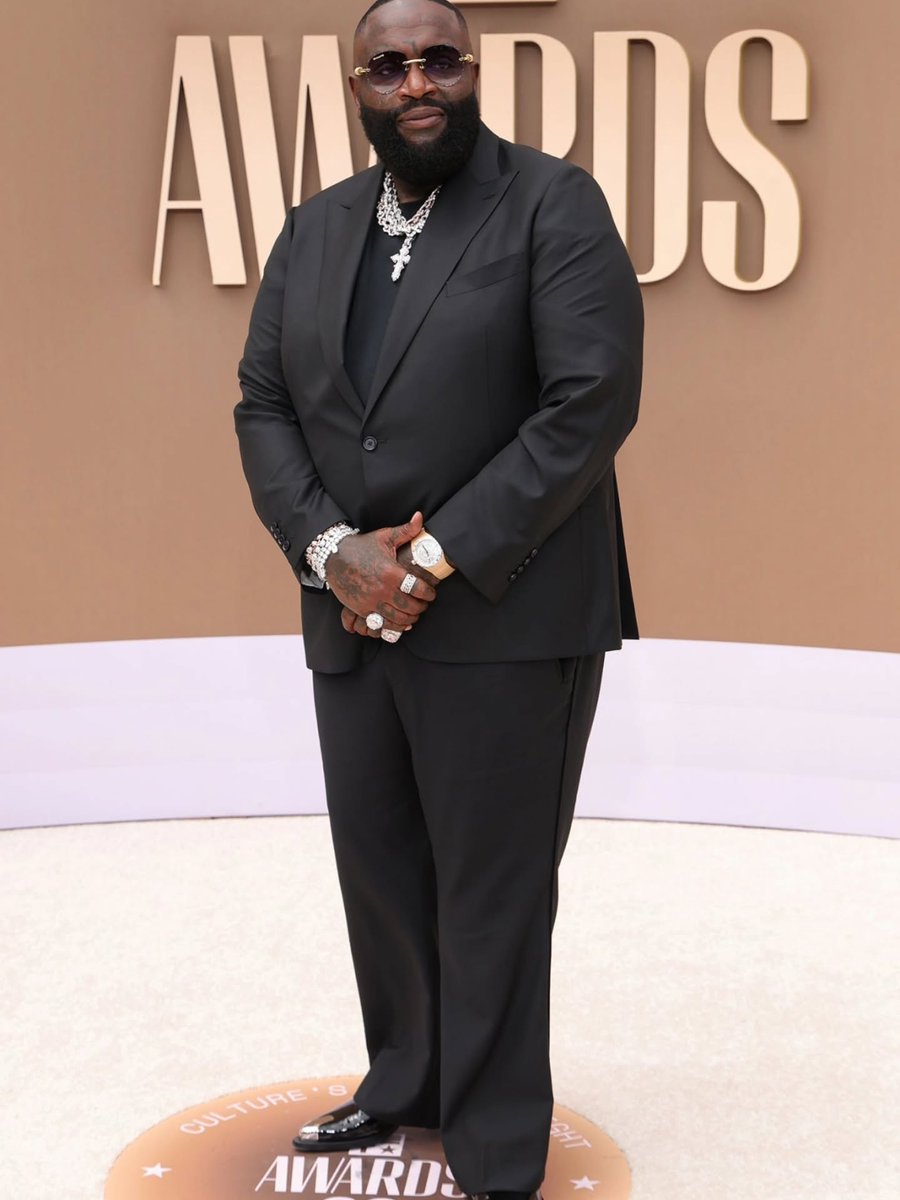 jemimapd13's tweet photo. #BETAWARDS2026 Arrivals: The fellas are looking every bit the modern style syndicate, the group’s coordinated palettes created a visually striking moment on the carpet. Photos courtesy of Getty Images 

#redcarpet #celebrities #Menswear https://t.co/z6sdviwGYB