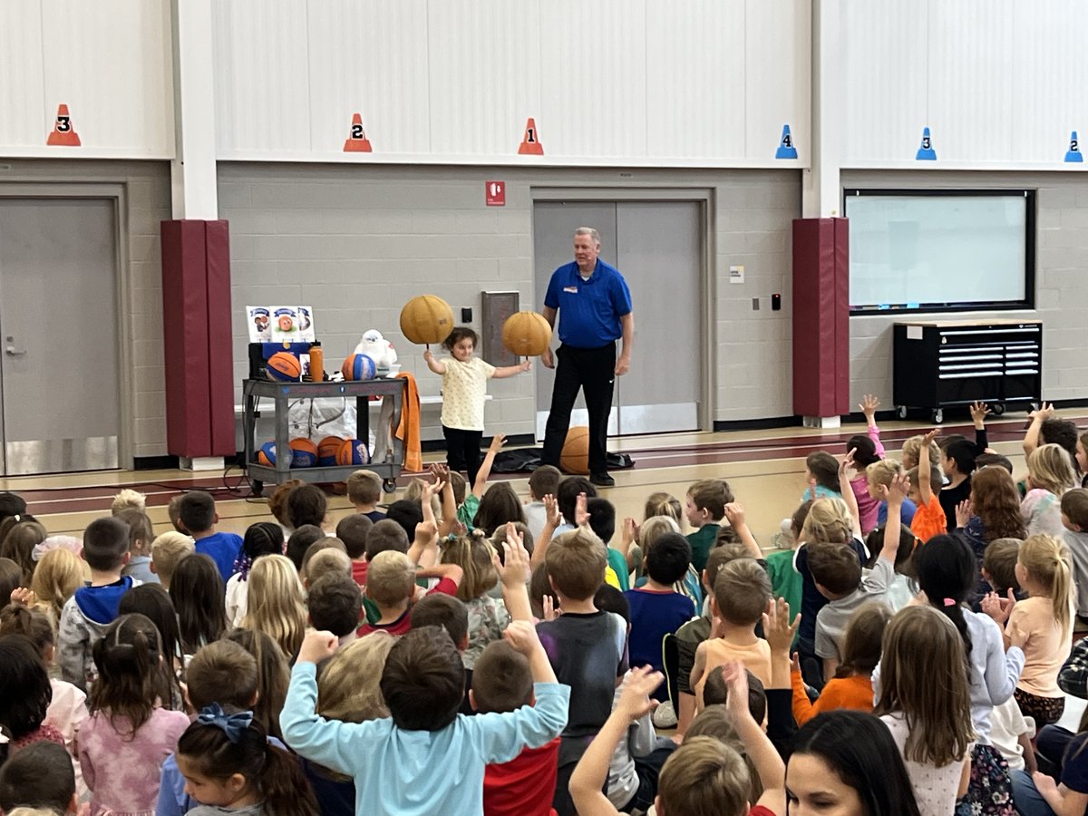 bbhcsd's tweet photo. 🏀BBHES welcomed Jim Basketball Jones back for another exciting assembly today featuring impressive basketball tricks with student volunteers and a message about never giving up and setting a positive example by following directions and showing kindness to others! https://t.co/MFhg9JWdtB