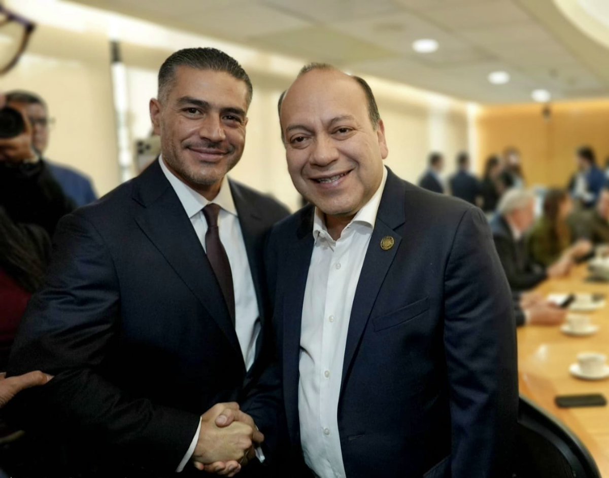 julioc_moreno's tweet photo. Participé en la comparecencia de @OHarfuch, titular de la @SSPCMexico, ante la Junta de Coordinación Política (JUCOPO) de la @Mx_Diputados, como parte de este ejercicio de rendición de cuentas y diálogo plural.

Desde el Poder Legislativo, acompañamos la estrategia de seguridad impulsada por nuestra presidenta @Claudiashein y asumimos la responsabilidad de seguir construyendo, desde la Cámara de Diputados, los acuerdos y las condiciones necesarias para avanzar en la transformación de nuestro país, fortalecer la seguridad y garantizar el bienestar de las familias mexicanas.

#JCM