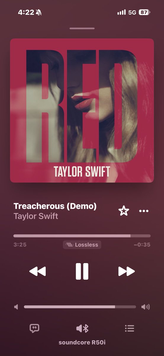 ttpdblocked1's tweet photo. How is this better than the original 😭 https://t.co/rf0Xno2yHl