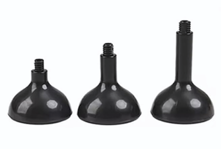 PyanCake0's tweet photo. anyone know of a cage with a raised bar (first image) that supports attachments like the second image? plastic or metal is fine https://t.co/6j6ZYKvkF0