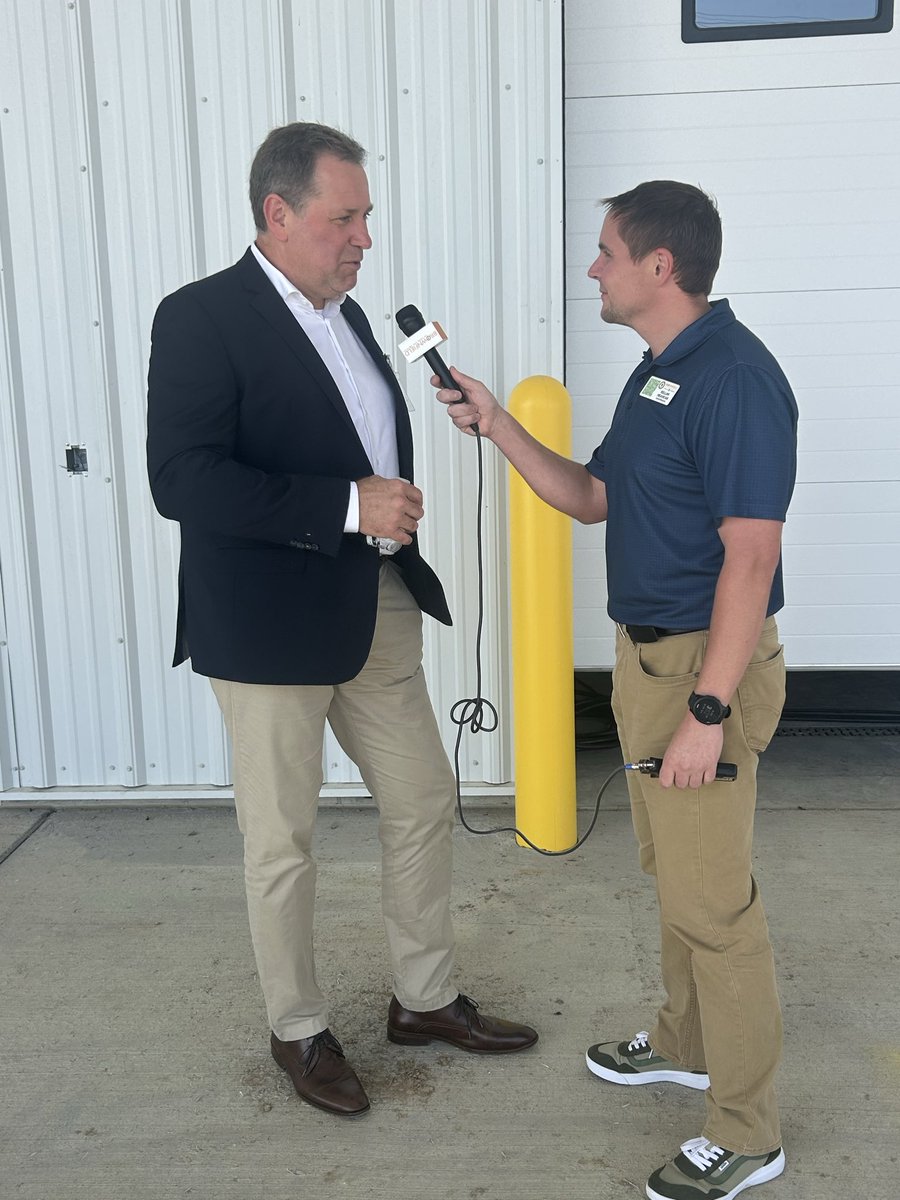 BRNAgNews_KH's tweet photo. #OnTheGround for @brownfield - @CLAAS_America opens its 45,000 square foot, $10 million square feet research and development center. https://t.co/Io3cnUeKDk