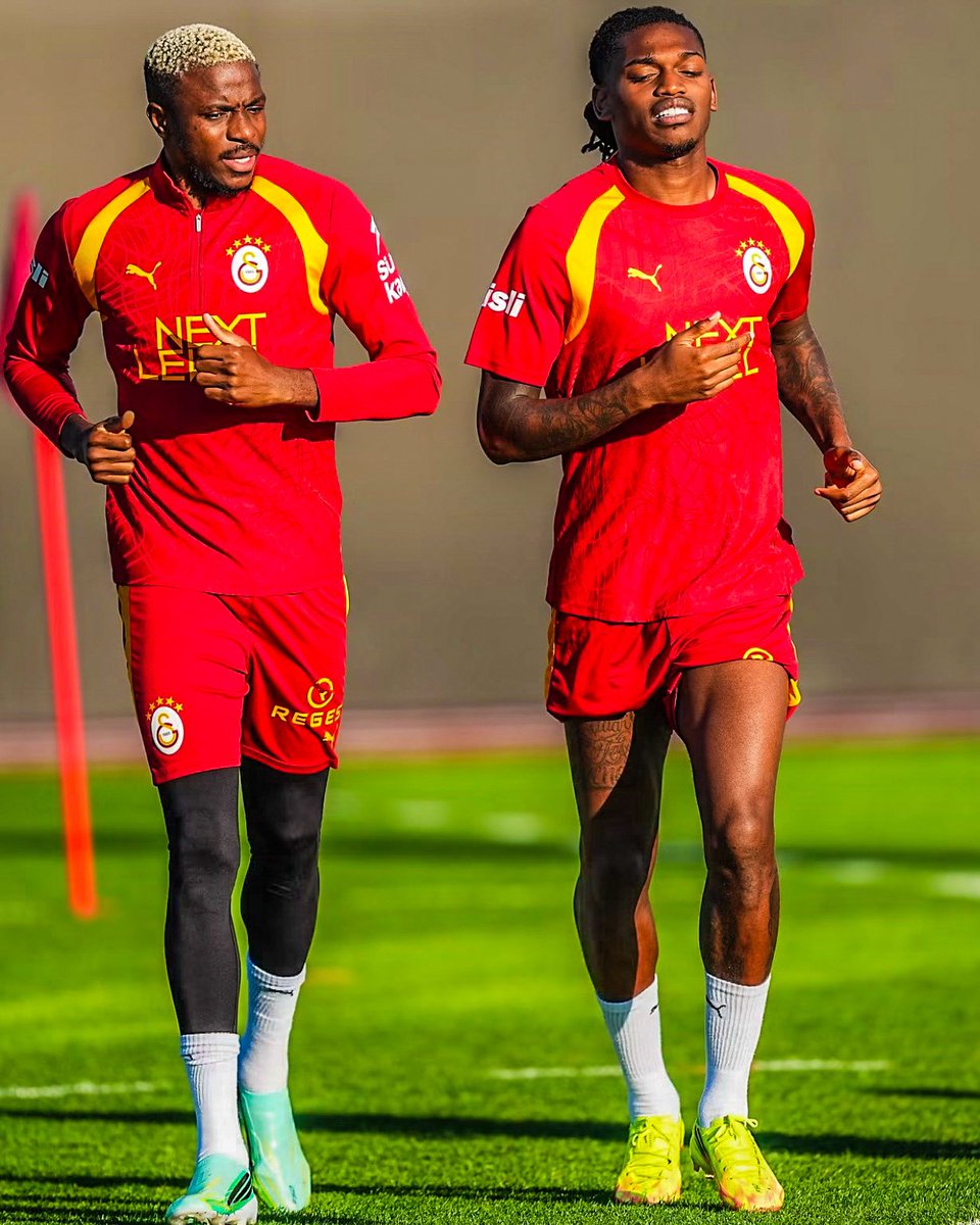 eurofootcom's tweet photo. 🔴🟡 Meanwhile in Galatasaray training... Victor Osimhen x Rafael Leão. 🇳🇬🇵🇹✨ https://t.co/9OOioaTMjW