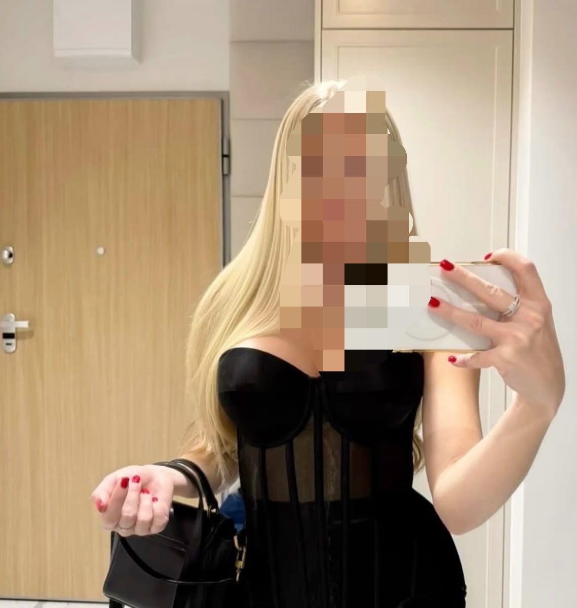 birdamlasuv's tweet photo. Evli gizli var mı? Uyanık azgınlar? Cuckold yaşamak ve yaşatmak isteyenler köle ruhlular mesaj atın,Evliyim gizliyim ! https://t.co/zspi1s5EXF