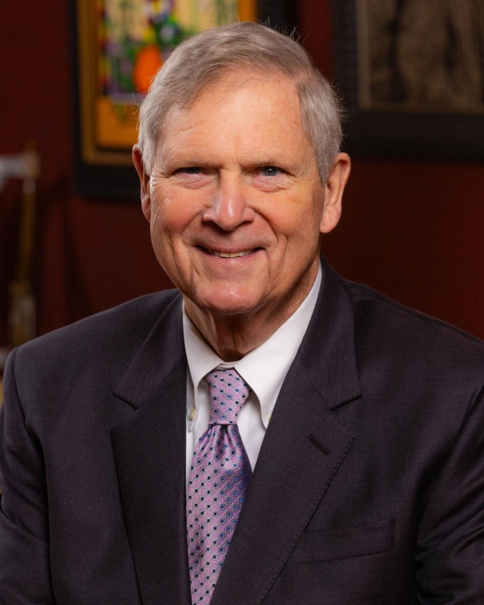 UGA_CollegeofAg's tweet photo. 🌟 Former U.S. Secretary of Agriculture Thomas J. Vilsack will deliver the 2026 D.W. Brooks Lecture, focusing on the relationship between American farm policy and the U.S. land-grant mission.

🔗 https://t.co/4pexdx952q https://t.co/qZ3rdEXL41