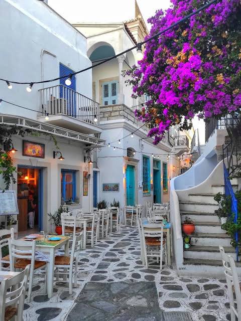 clasicasIEDA's tweet photo. Tinos
Yo❤️🇬🇷 https://t.co/54vJIIDhZt
