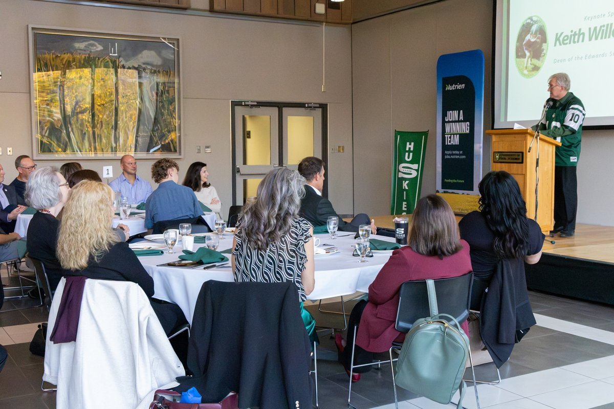 usask's tweet photo. Huskie Athletes excel in the classroom 🐾

128 student-athletes were celebrated at the Huskies U SPORTS Academic All-Canadian Breakfast after achieving an average of 80%+ on 18 credit units.

https://t.co/0Bz8L8KCrD

#HuskiePride #USask @HuskieAthletics https://t.co/GYGSenFDA2