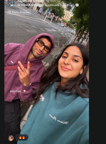 Nail1253114188's tweet photo. 👀🇲🇦 HAKIMI × HAJAR SAID : UNE HISTOIRE OUUUU… ? 🤭❤️

Achraf Hakimi et Hajar Said auraient été aperçus ensemble à plusieurs reprises à Paris… De quoi se demander : simple amitié ou début d’une belle histoire ? 👀✨

Une Marocaine aux côtés d’Achraf ? On attend de savoir avant de s’emballer ! 🇲🇦❤️ Pour l’instant, ces apparitions restent à confirmer et ne suffisent pas à affirmer qu’ils sont en couple.

LA JOUEUSE DU PFC AVEC LE JOUEUR DU PSG ! 
#Hakimi #AchrafHakimi #HajarSaid #Maroc #Paris