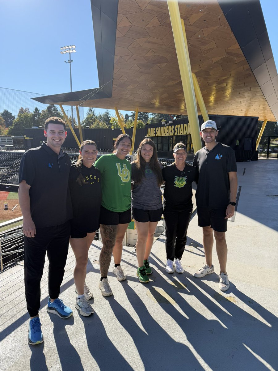 MotorPreference's tweet photo. Great being back with Oregon Softball!

Built on last year's Level 1 with cues, implementation and intro to Primitive Reflexes.

Player assessments, practice observations and great conversations about combining an elite staff's coaching knowledge with Motor Preferences.

Appreciate you having us! 🦆
@OregonSB | #MPEFam