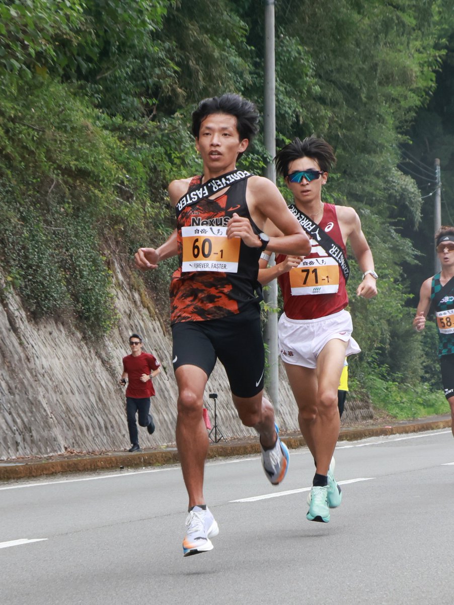 kinokonoko_2010's tweet photo. 10/4 奥球磨男子駅伝
大学・実業団の部

9位 NexusA
1区 河北竜治選手
2区 三垣貴史選手
3区 吉村大輝選手
4区 飛松佑輔選手 https://t.co/RWfNDM3myK