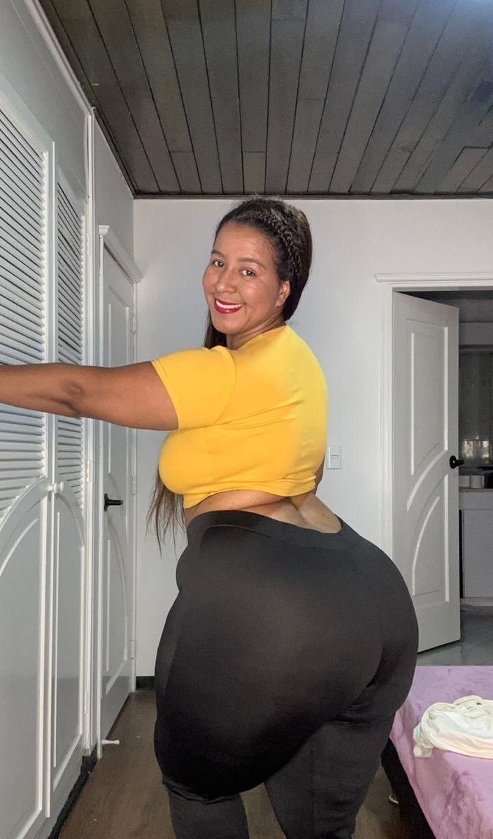 AllMyCurves_'s tweet photo. Cum pull my tights down , i’m ready for you🍑 #bbw https://t.co/gqqhbwh8tP