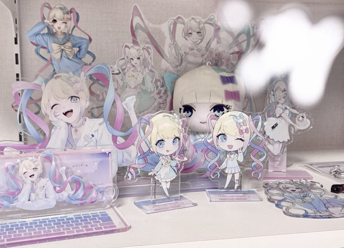angelic_lilith_'s tweet photo. i orderd a ton more k angel merch ☆~! https://t.co/pTCIIB1Y6w