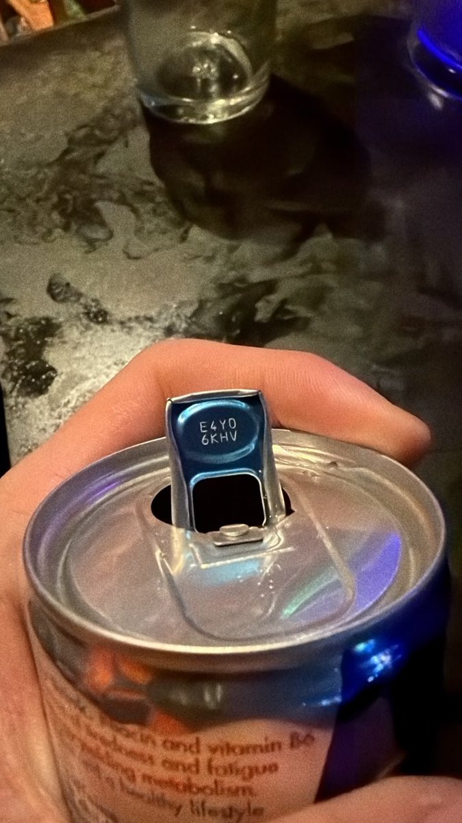 _jvbrambilla's tweet photo. @ZOUUNAAAA Redbull codes for ea fc 27 dm me https://t.co/9oUa3hISSW