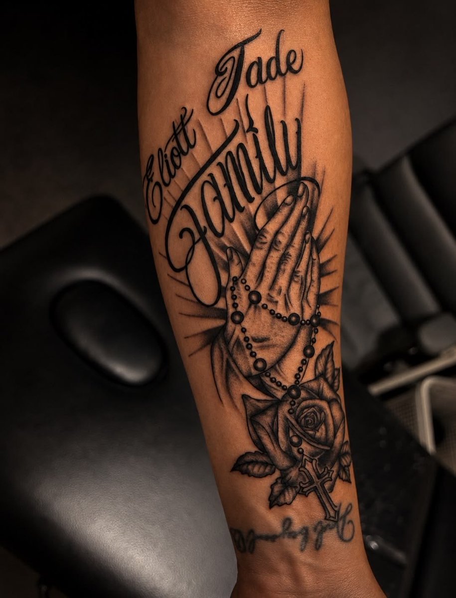 yao_atfff's tweet photo. Transforming meaningful ideas into sophisticated, custom body art with precision and artistic excellence.
#tattoo #handslevetat #USAViral #ca 

2027 bookings open 📅
DM to book 📥
Wilmington, CA 📍 https://t.co/rpkBHOjWWd