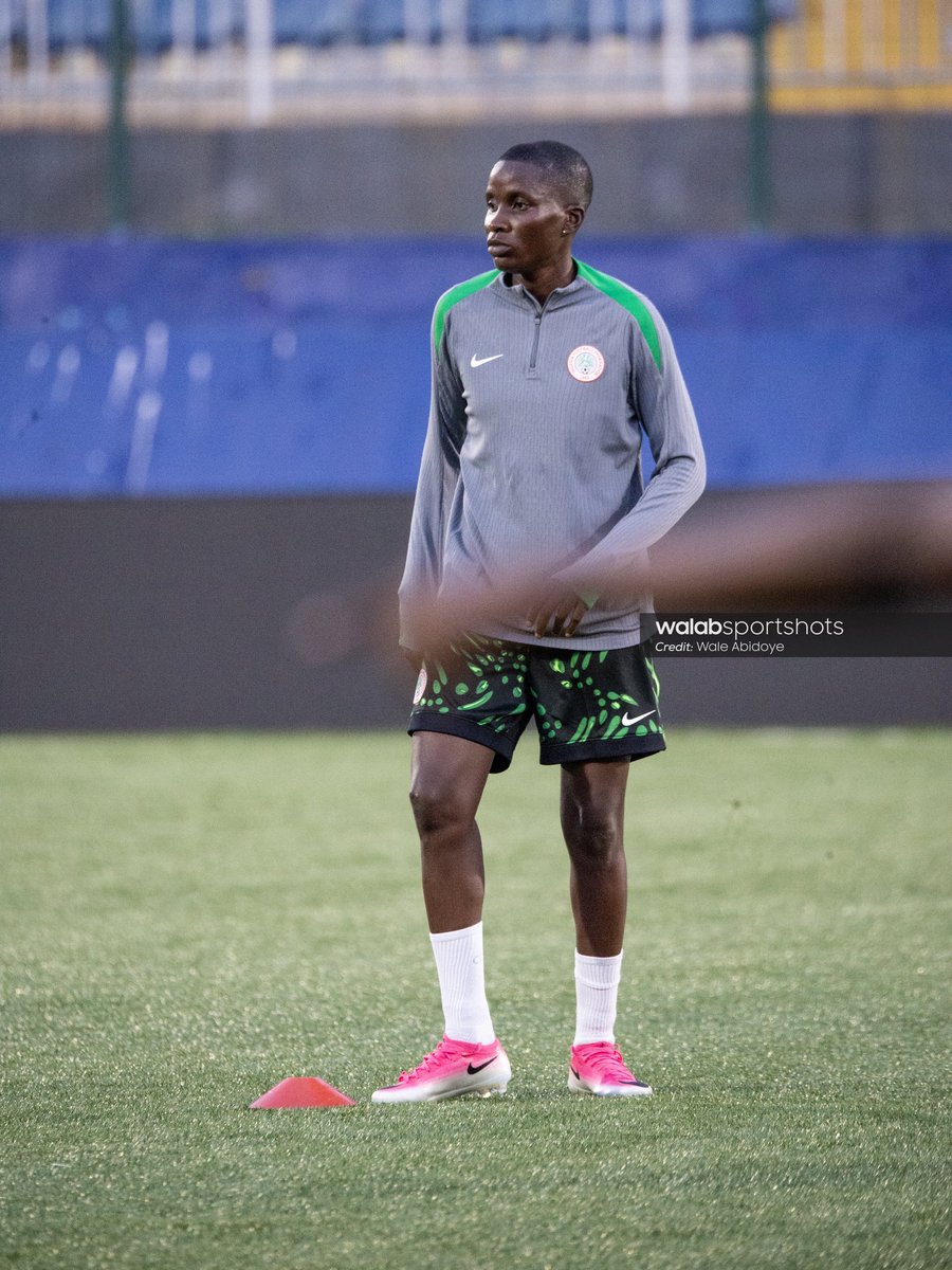 AbidoyeBabawale's tweet photo. Super Falcons wrap up final training session before Olympic qualifier against Comoros
📸 @walabsportshots
#superfalcons🦅🇳🇬 #superfalconsofnigeria #olympics #olympicsqualifier https://t.co/p874wUSTzg