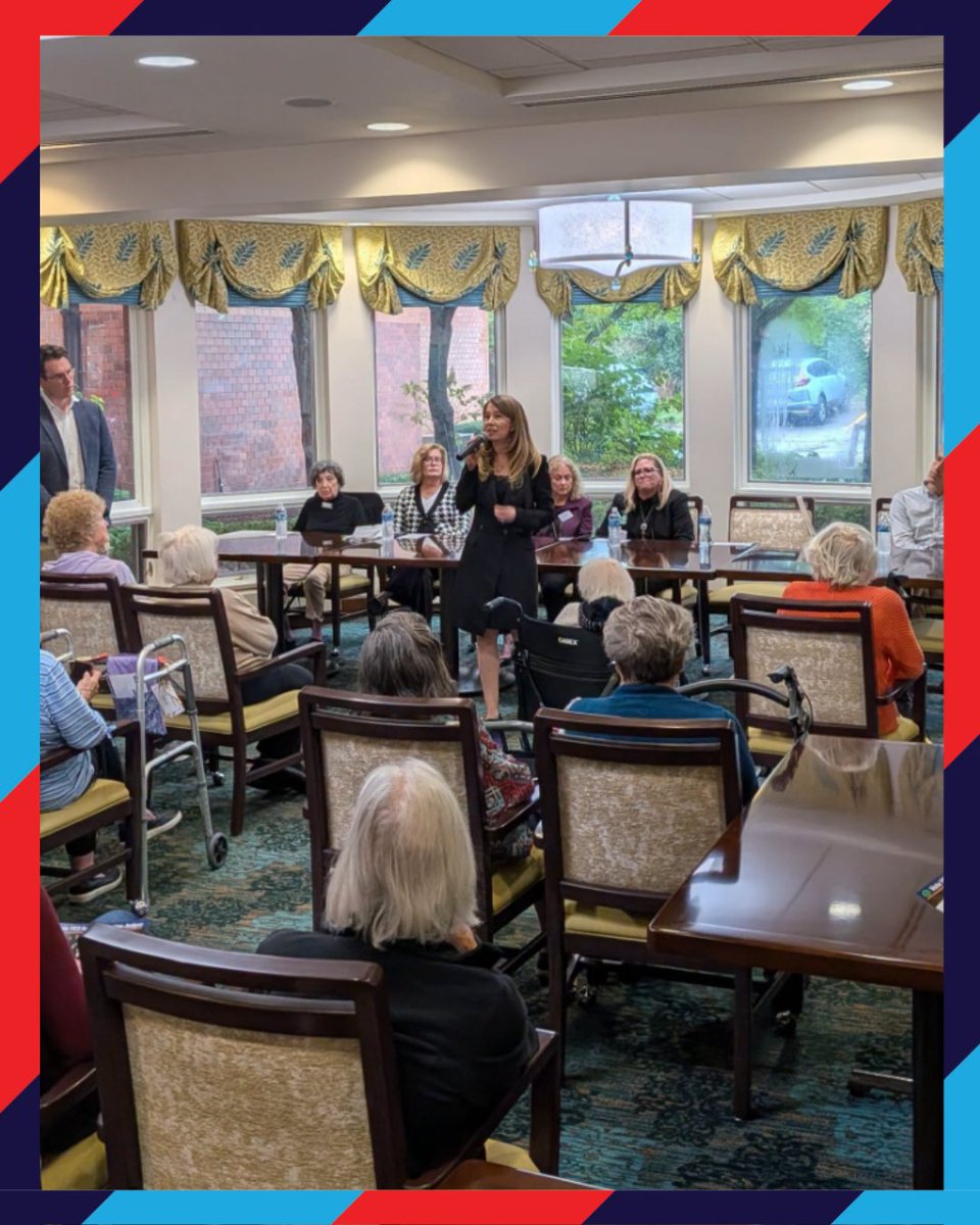 DemsforILHouse's tweet photo. Shaping the future together. Rep. @JenGGforRep joined community members at the New Trier Democrats candidate forum for an insightful discussion on the issues that matter most. Because engaged voters and accountable leadership are what drive real progress in Illinois. https://t.co/phObkWdBGr