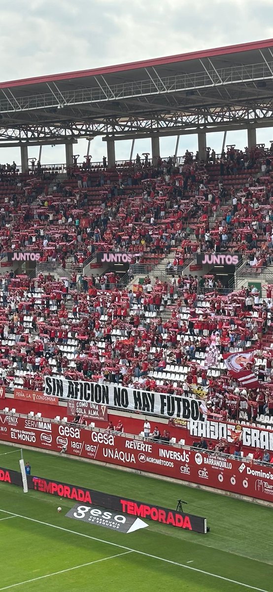 80Themurcian's tweet photo. @Domingo_lopez @tonimarrajo @VictoriodeHaro Para mí el fútbol es pasión y es del aficionado. No debería  ser un capricho porque sin afición no hay fútbol. https://t.co/9rK9fweWy7