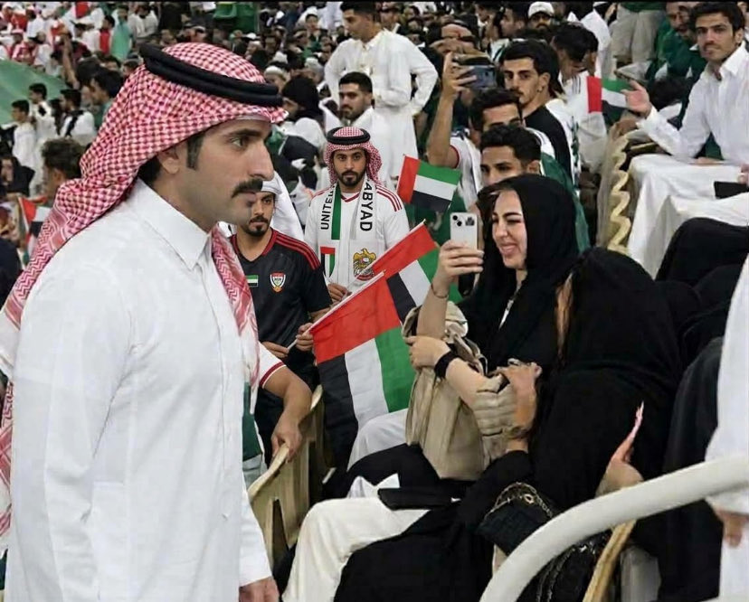 oiev7l's tweet photo. @iaa7mm1 😂😂😂😂😂 ماعطاهم وجه https://t.co/etsbvvFMow