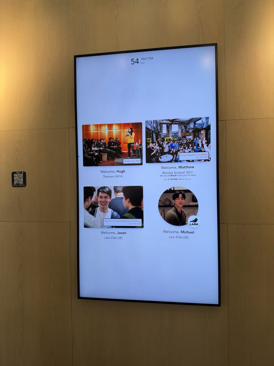 michael_wxng's tweet photo. Simple things like facial recognition to welcome the founders make @ycombinator so cool https://t.co/ylYKWx4DOF