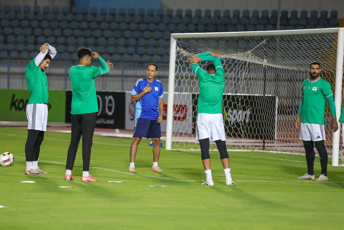 Almasrysc's tweet photo. لا راحة… العمل مستمر لعودة منافسات #دوري_ORA 🦅💪

#شجع_النسور | #Almasrysc https://t.co/5VKPehemy1