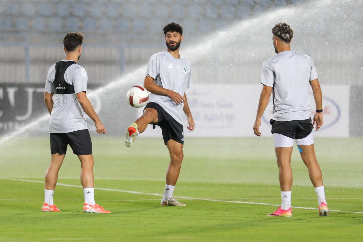 Almasrysc's tweet photo. لا راحة… العمل مستمر لعودة منافسات #دوري_ORA 🦅💪

#شجع_النسور | #Almasrysc https://t.co/5VKPehemy1