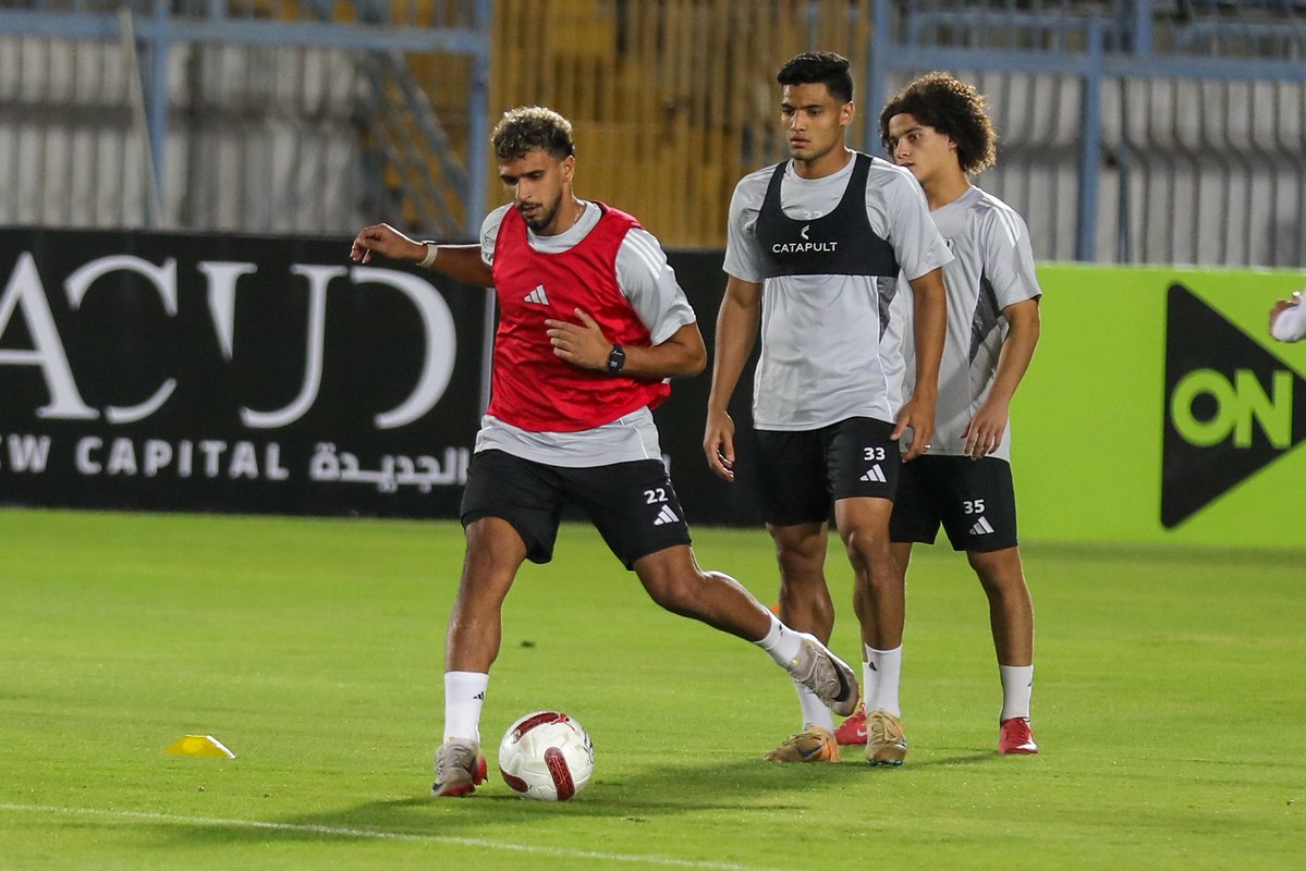 Almasrysc's tweet photo. لا راحة… العمل مستمر لعودة منافسات #دوري_ORA 🦅💪

#شجع_النسور | #Almasrysc https://t.co/5VKPehemy1