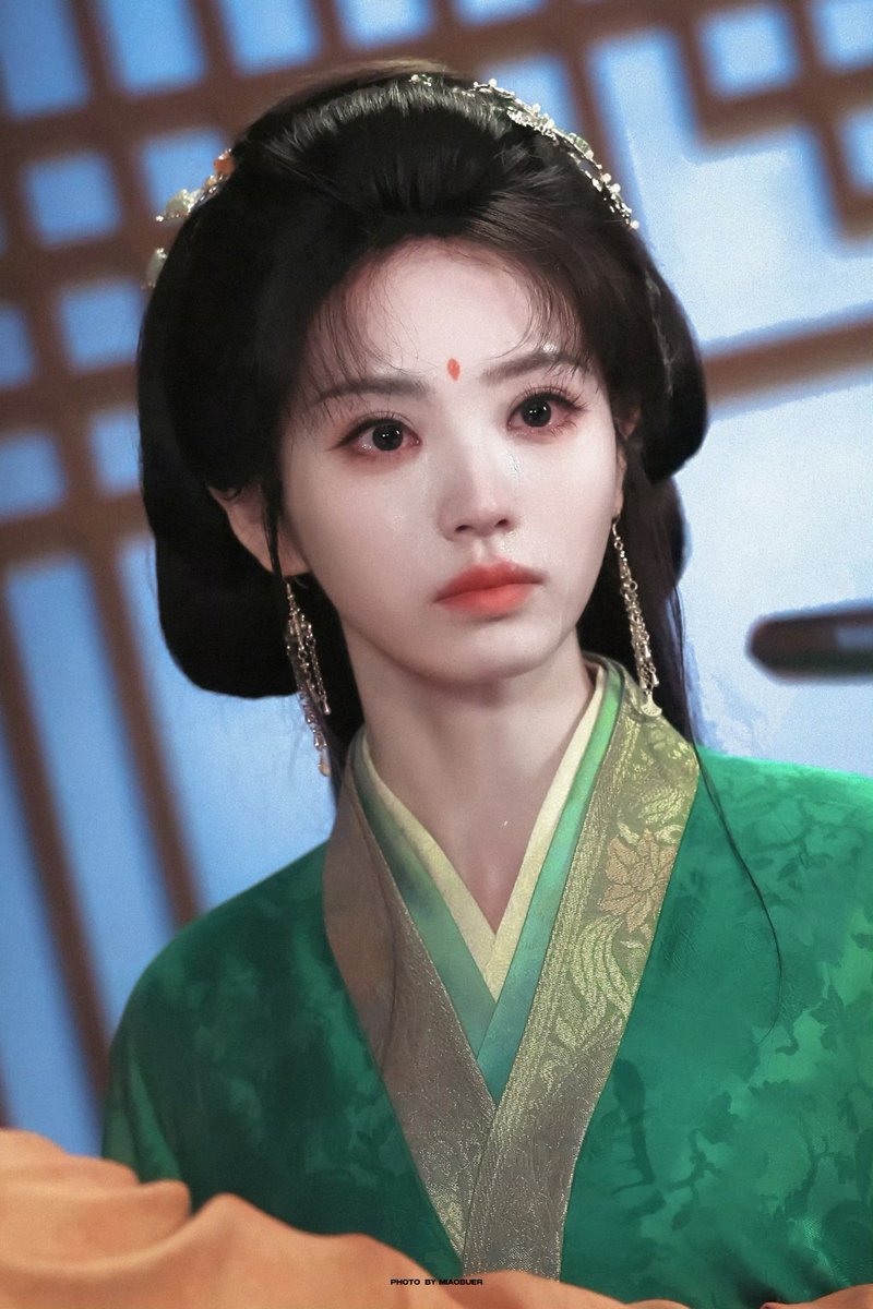onlyxiwei's tweet photo. wotd :: wei rao of the day ˙◠˙ 🩹 ✧ ˖°. https://t.co/RcnmNpC7VA