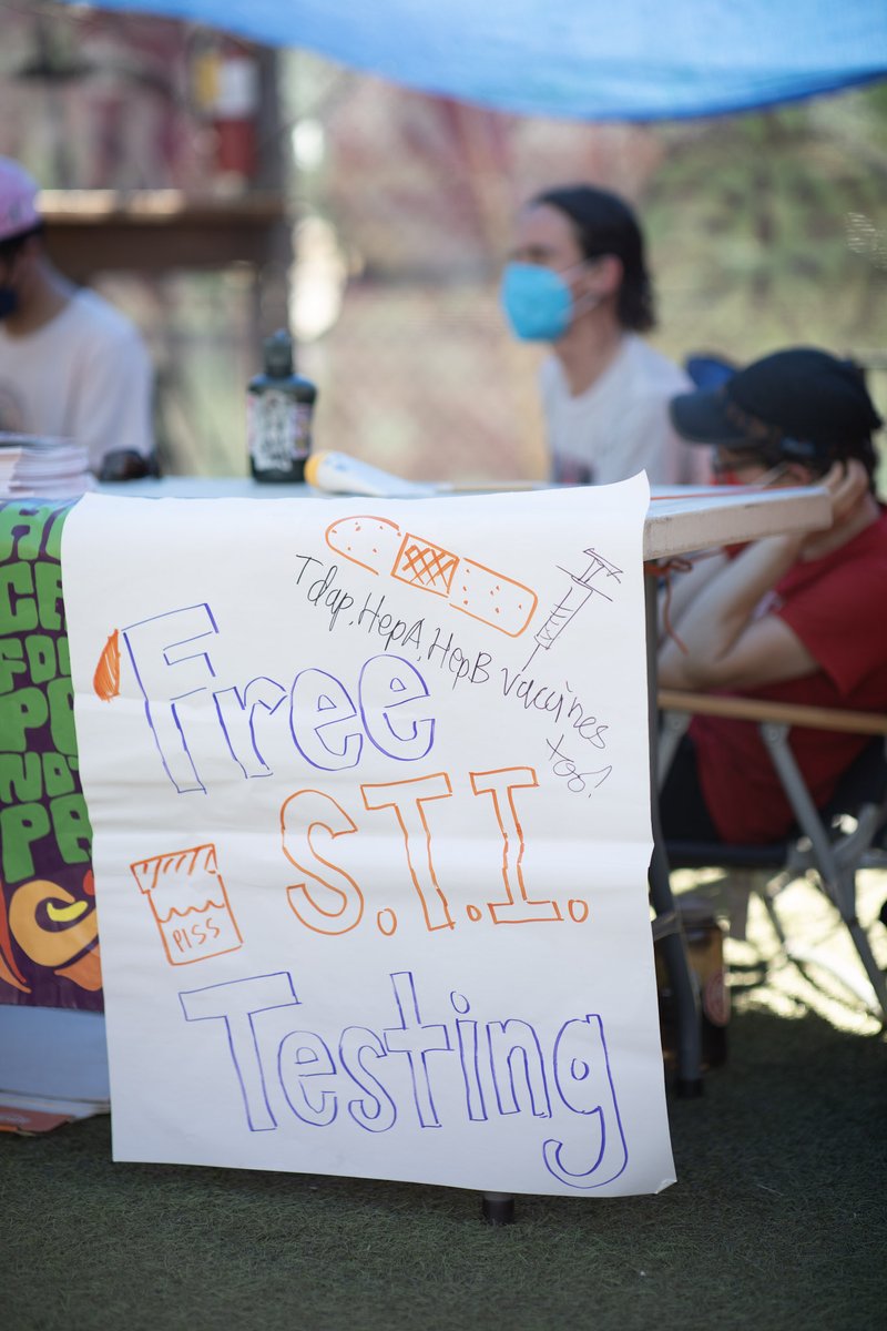 BAWSupport's tweet photo. Sharing gratitude for everyone who made it out to our Resource Fair last weekend! You braved the random October summer heat and made it look cuuuuute. Thank you for connection, care, and collaboration as we imagine a world where no one has to go without 🥹💆🎁 https://t.co/7IhXl1MDRb