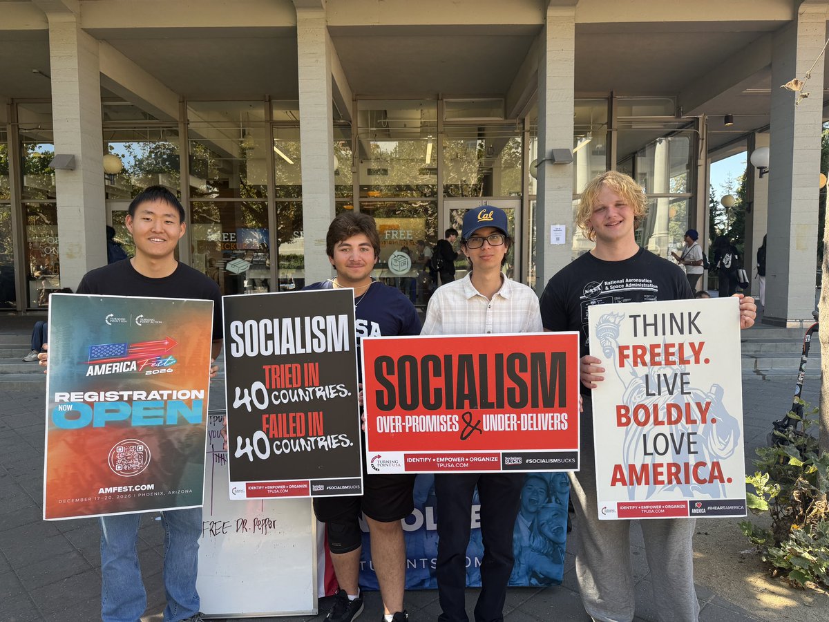 tabijean06's tweet photo. Such a FANTASTIC group of student at UC Berkeley who are all fighting against socialism! 

Tabling on a day like oct.7th on such a left winged campus motivated these students to step up and talk about the truth. I am extremely proud of them! 🇺🇸🔥👏 https://t.co/T3kmVgAxEO