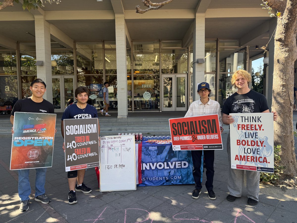 tabijean06's tweet photo. Such a FANTASTIC group of student at UC Berkeley who are all fighting against socialism! 

Tabling on a day like oct.7th on such a left winged campus motivated these students to step up and talk about the truth. I am extremely proud of them! 🇺🇸🔥👏 https://t.co/T3kmVgAxEO