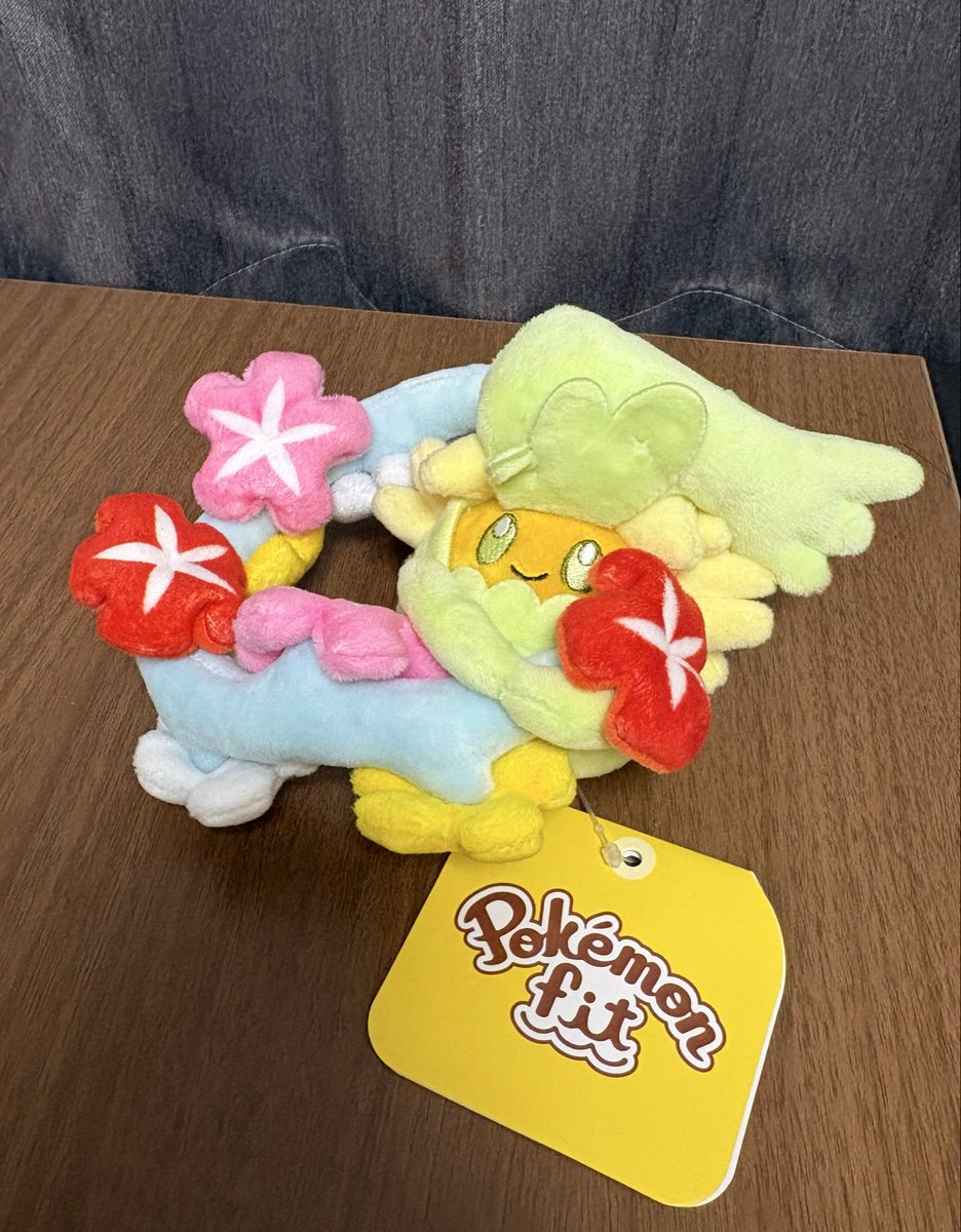 Nakotalo's tweet photo. キュワワーのfit、ちゃんと輪が手から離せるようになってるからいろんなポケモンに寄生できる。ユナイト民はもれなく買いましょう https://t.co/vdwXuDZKsw
