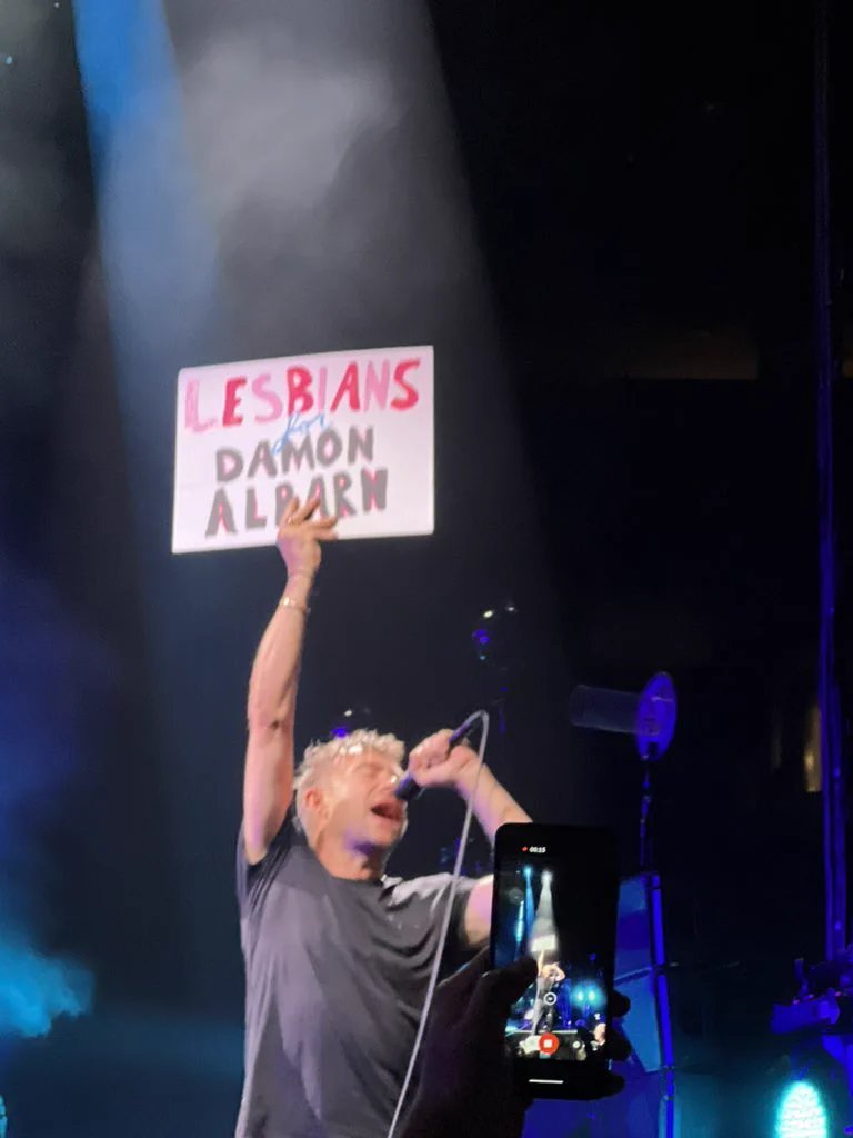 biliamgallagher's tweet photo. seeing gorillaz on international lesbian day #lesbiansfordamonalbarn https://t.co/MzZ4BSGXZa